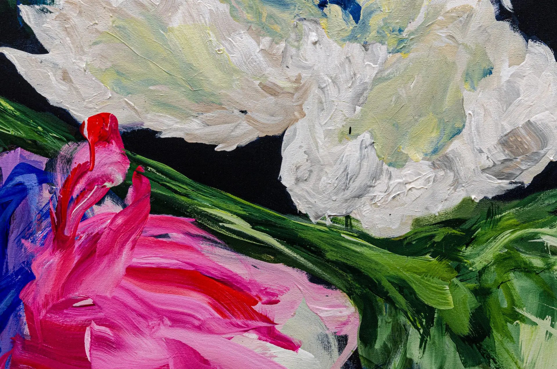 A detailed close up photo of the large abstract floral painting, Lost in a Dream #2 by Ramona Stelzer