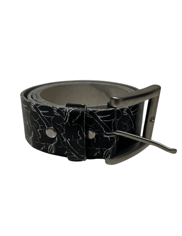 B&W Woman Belt