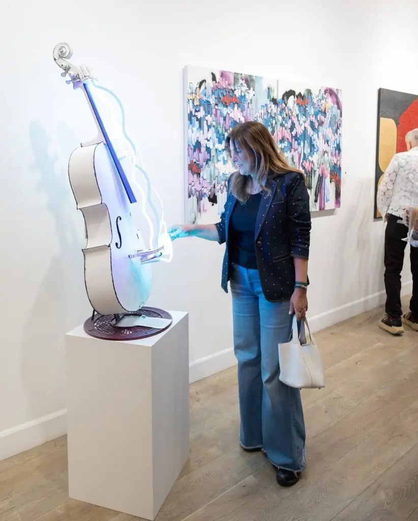 virtual galleries
online art exhibitions
digital art spaces
VR art
contemporary art experience
mash gallery
los angeles art gallery
art and interior design
workplace art
art psychology
wellbeing through art
art for productivity
mash gallery
art pricing transparency
art market trends
art collectors
contemporary art market
art valuation
art collecting
artist studio visits
contemporary art
collector engagement