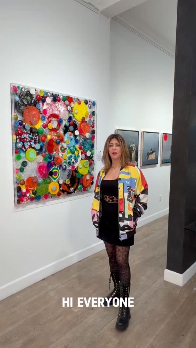 Whirling Vortex spins with the pulse of the universe — handmade resin forms echoing life’s infinite loops. A reminder that energy returns, patterns repeat, and nothing is ever linear. Everything comes back, transformed.

Now on view at Mash Gallery 

Whirling Vortex by Haleh Mashian
48” x 48”

#MashGallery #ContemporaryArt #AbstractArt #ModernArt #FineArt #OriginalArt #ArtForSale #ArtCollector #ArtLovers #ArtExhibition #InteriorDesignArt #LuxuryInteriors #LosAngelesArt #ArtInvestment #BuyArt #MixedMediaArt